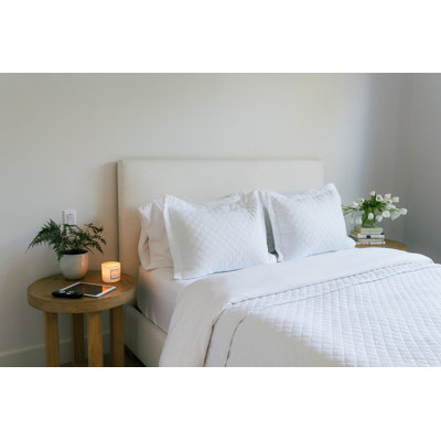Jennifer Adams Home 002-57827