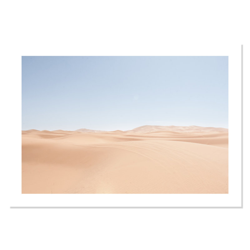 «Desert Serenity» par Mark Eder, Pas de tapis, H 13 po x l 15 po x P 0,75 po, Cadre noir mince