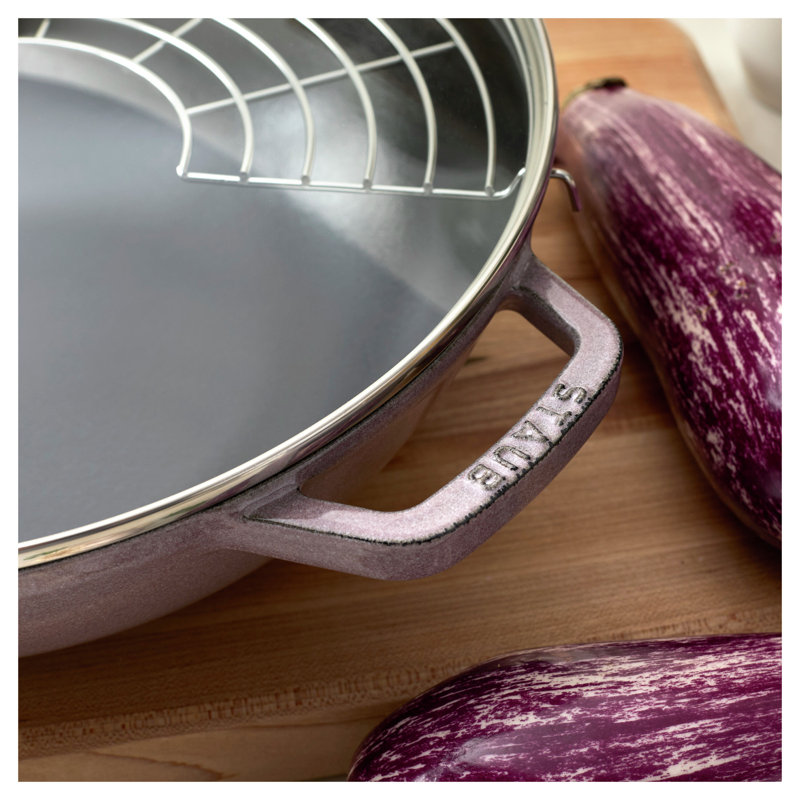Wok en fonte avec couvercle Staub, Pivoine rose