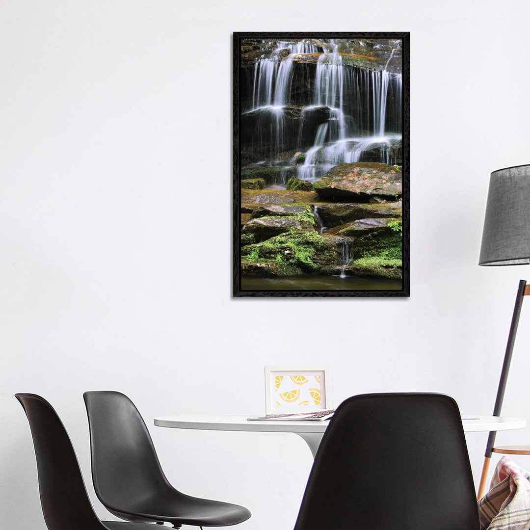 USA, Tennessee, Great Smoky Mountains National Park. Wasserfall. von Jaynes Gallery - Gallery-Wrapped Canvas Giclée on C...