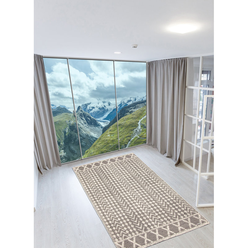 Tapis noir Sienna 5 pi 0 po x 8 pi 1 po