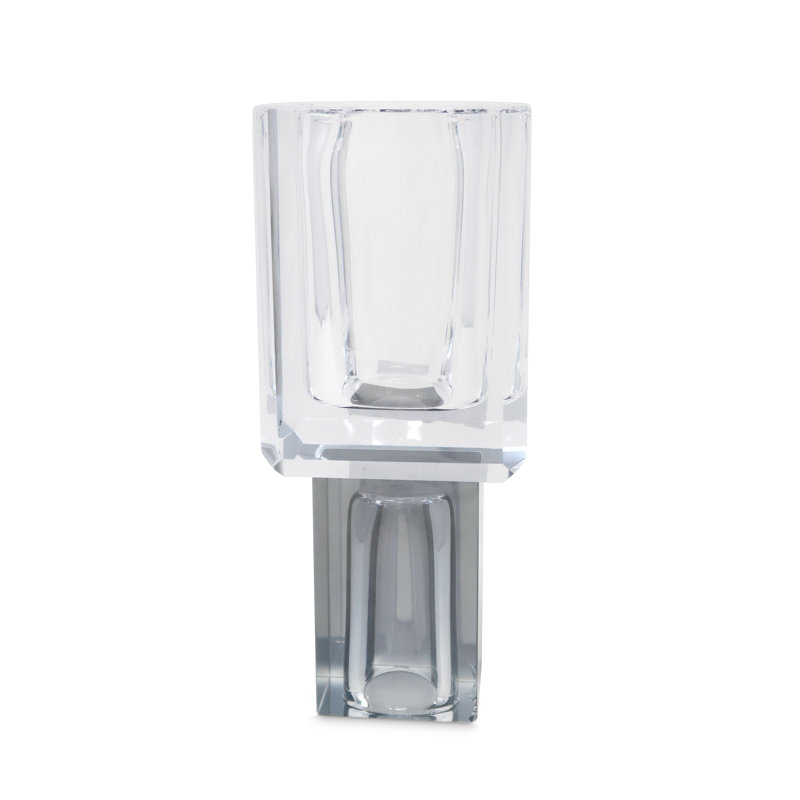 Vase carré en cristal, H 7,50 po x l 3,25 po x P 3,25 po