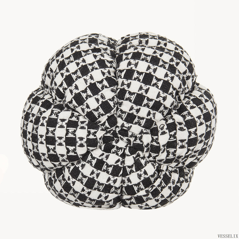 Ensemble de 2 citrouilles décoratives en tissu noir et blanc 7 x 7 x 6,7 po pour Halloween