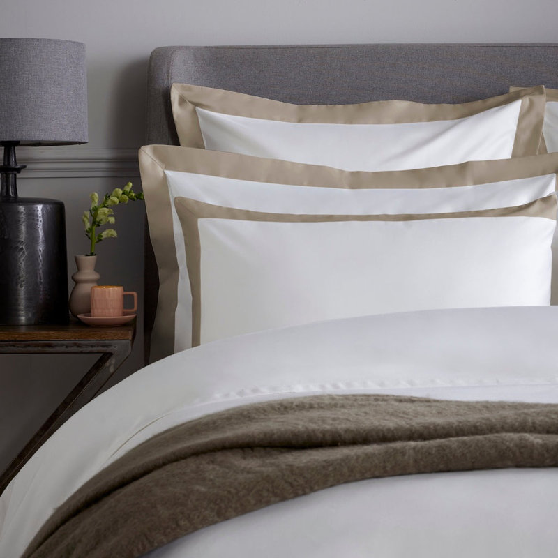 Kento 800 Thread Count 100% Sateen Cotton Standard Pillowcase, White/Flax