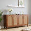 Buffet moderne en rotin avec tablettes réglables