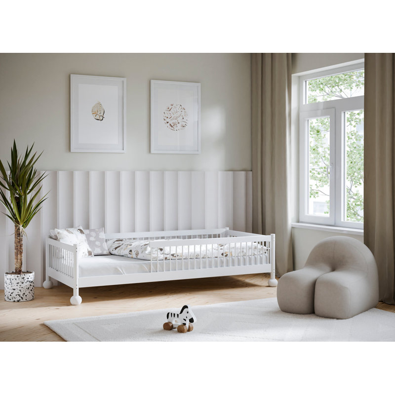 Bed, White