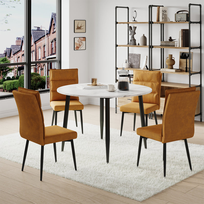 Deok 4 - Person Dining Set