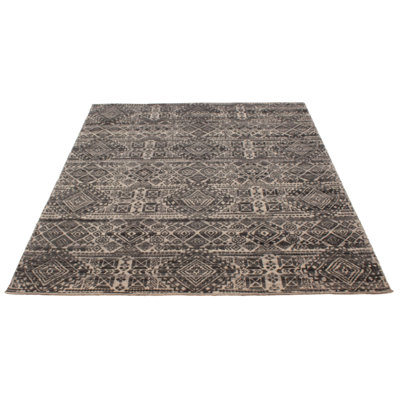 Tapis gris Tangier 8 pi 1 po x 9 pi 9 po