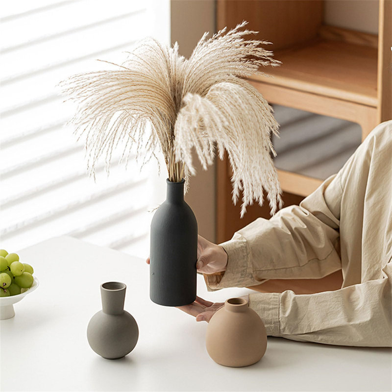 Ceramic / Porcelain Table Vase
