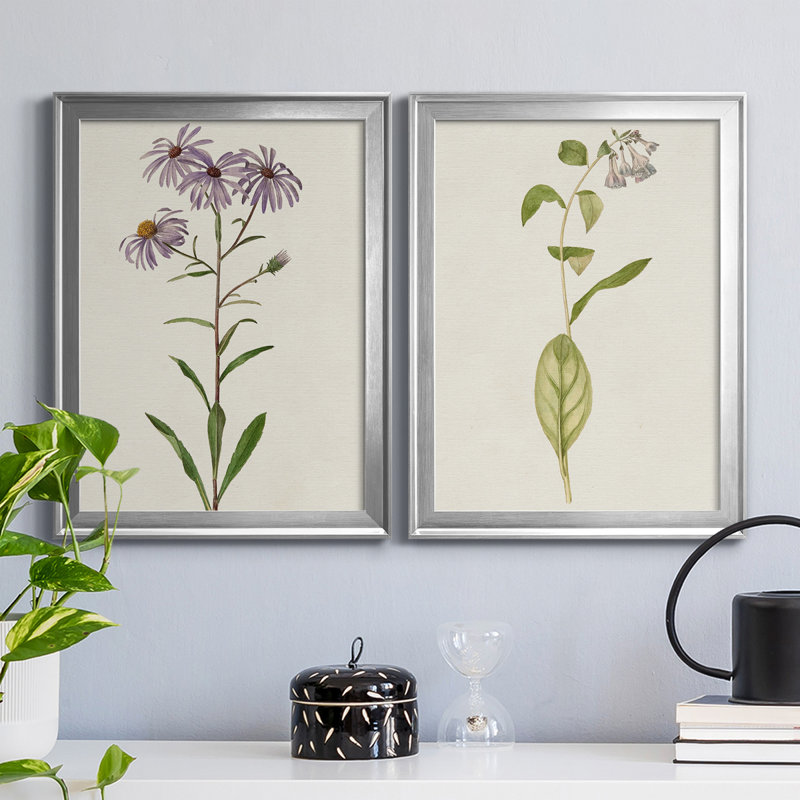 Mauve Garden Flowers III, reproduction encadrée de qualité supérieure - prête à être accrochée, Cadre argenté