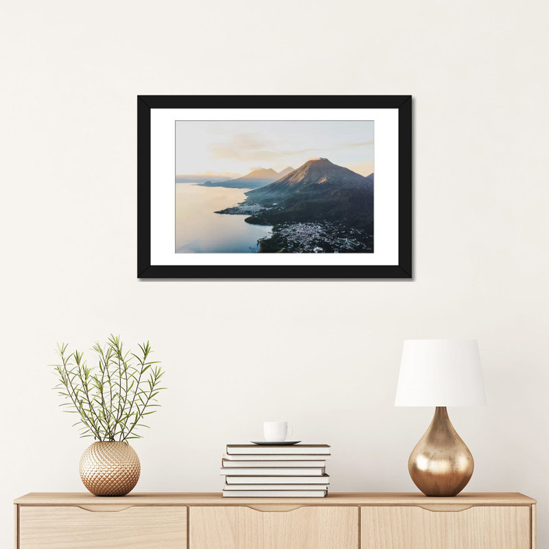 « lake atitlán, guatemala ii » par luke anthony gram, reproduction d’impression sur toile tendue, H 16 po x l 24 po x P 1 po
