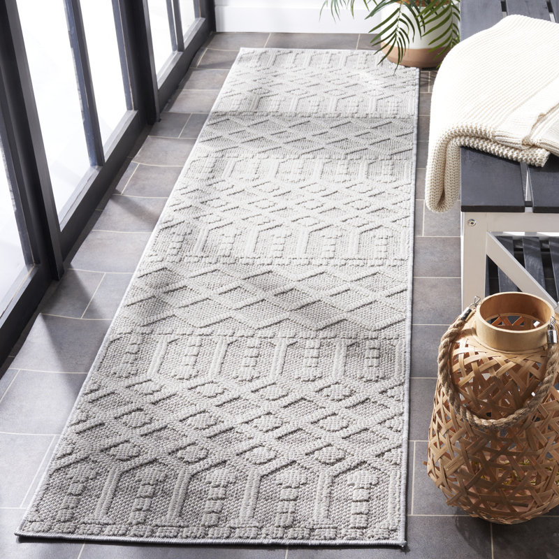 Axie Performance Geometric Rug, Runner 2'2" x 8'