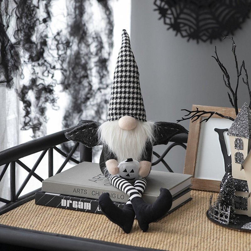 Gnome noir assis en tissu de 23,5 po de hauteur - décor d'Halloween de Bruce avec ailes et chapeau écossais