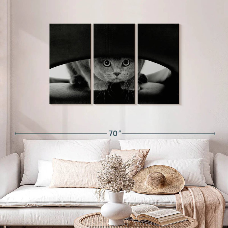 Peeking Cat, H 28 po x l 45 po