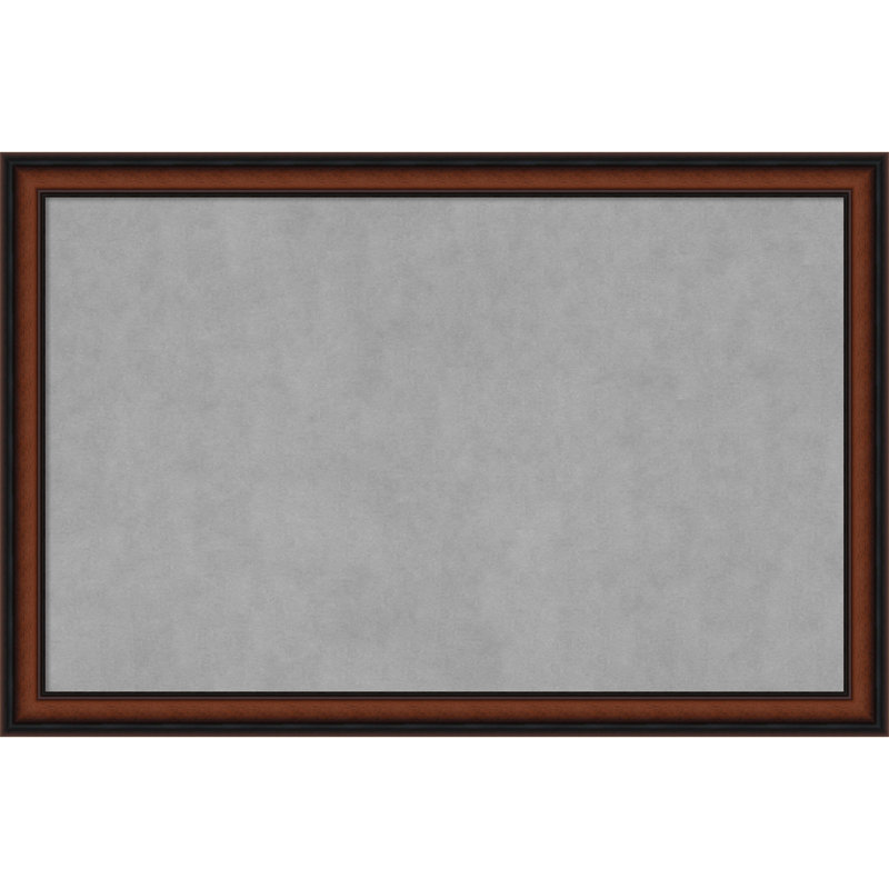 Tableau magnétique encadré étroit noyer de Chypre, H 23 po x l 35 po