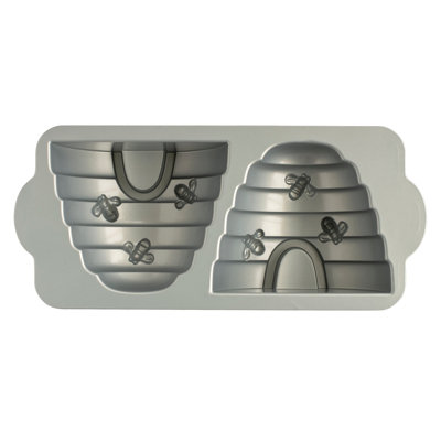 Nordic Ware Novelty Beehive Cake Pan