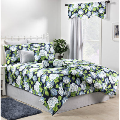 Hydrangea Queen mini comforter set