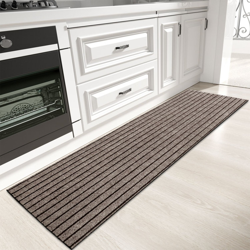Danyielle Solid Colour Polyester Non-Skid Kitchen Mat, Runner 1'5" x 6'7", Brown