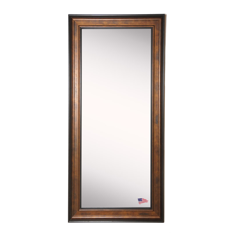 Et grand miroir d’appoint Mickey