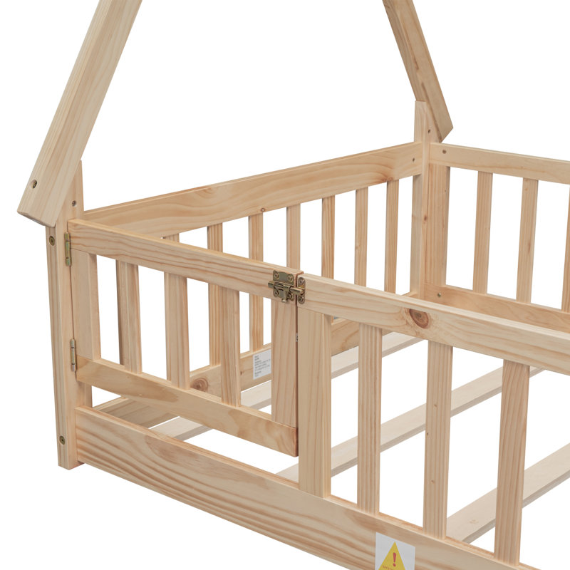 Lit simple en forme de tente avec garde-corps, lattes, porte, naturel