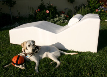 ClubNow Outdoor Chaise Lounge, Chill White