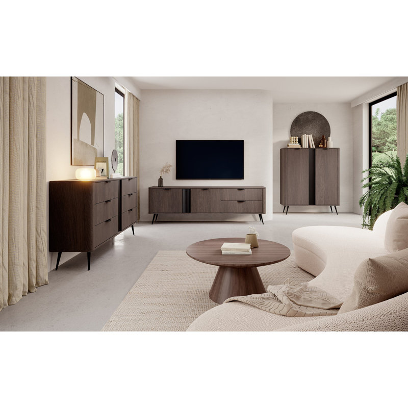 163 W Chest of Drawers