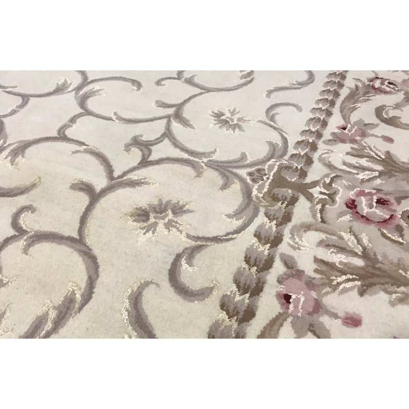 Tapis ivoire noué à la main de haute qualité