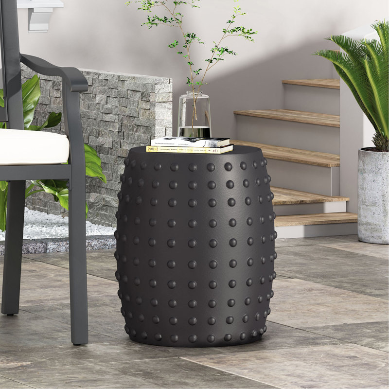 Table d'appoint d'extérieur en béton léger