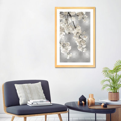 Reproduction d’art, "fleurs blanches sur argent I" par Kate Bennett