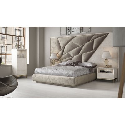 Tufted Solid Wood and Upholstered Standard Bed -  Everly Quinn, DB973818B5E3492786480B0FDD73C091