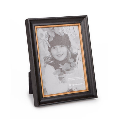 Gardners Wood Embossed Picture Frame