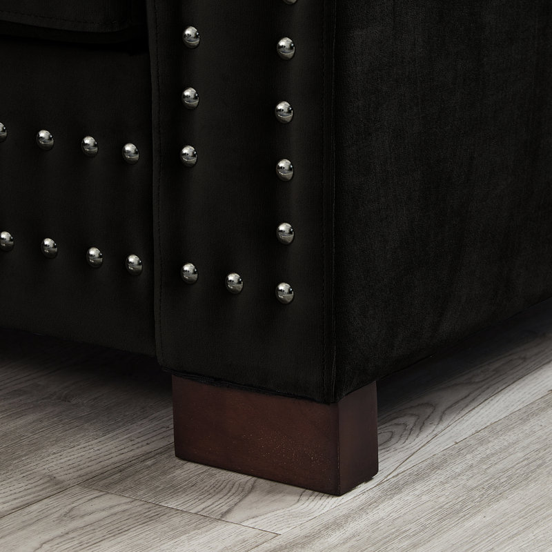 Canapé moderne cinq places, revêtement en velours, accoudoirs carrés cloutés argentés, sièges confortables, housses amovibles, housses de coussin avec fonction rangement
