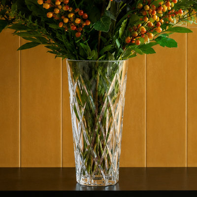Abdullahi Glass Table Vase