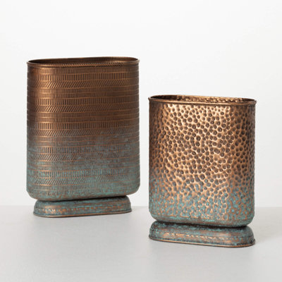 Runar Metal Table Vase