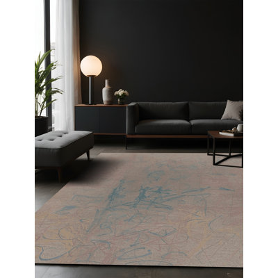 Tapis gris soyeux et moelleux