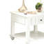 Table de bout en bois de peuplier classique - blanc délavé et tablette inférieure traditionnelle avec rangement blanchi