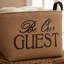 Panier de rangement en toile de jute «Be our invité»