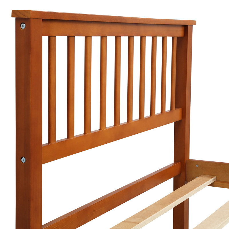 Lit plateforme en chêne avec tête de lit élégante et support de pieds en bois améliorant la stabilité