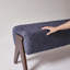 Banc en tissu de chenille décoratif moderne, banc d'entrée ergonomique rembourré avec pieds en bois massif, repose-pieds rembourré pour vestibule et chambre à coucher-63059227-63059231