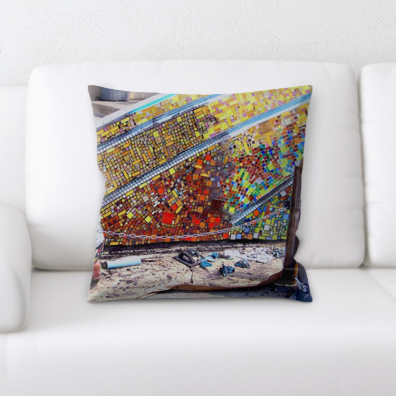 Coussin décoratif de couleurs vives