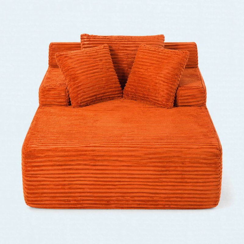 Fauteuil de lecture surdimensionné en fausse fourrure