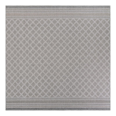 Indoor/Outdoor Trellis Area Rug