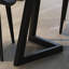 Table et chaises de style rétro-109955023