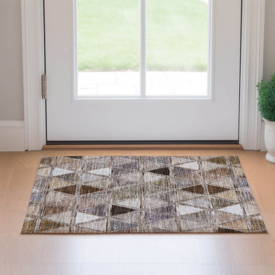 Tapis brun Prisco lavable à la machine de qualité supérieure