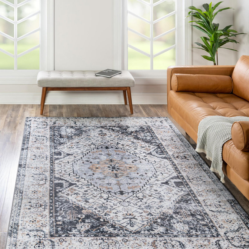 Tapis oriental gris Oluremi, Rectangle 7 pi 10 po x 10 pi