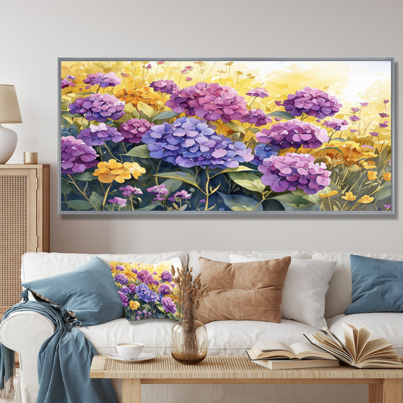 Hortensia d'été jadari en fleurs dans la prairie II - hydrangées, art mural, H 28 po x l 60 po, Argent argent