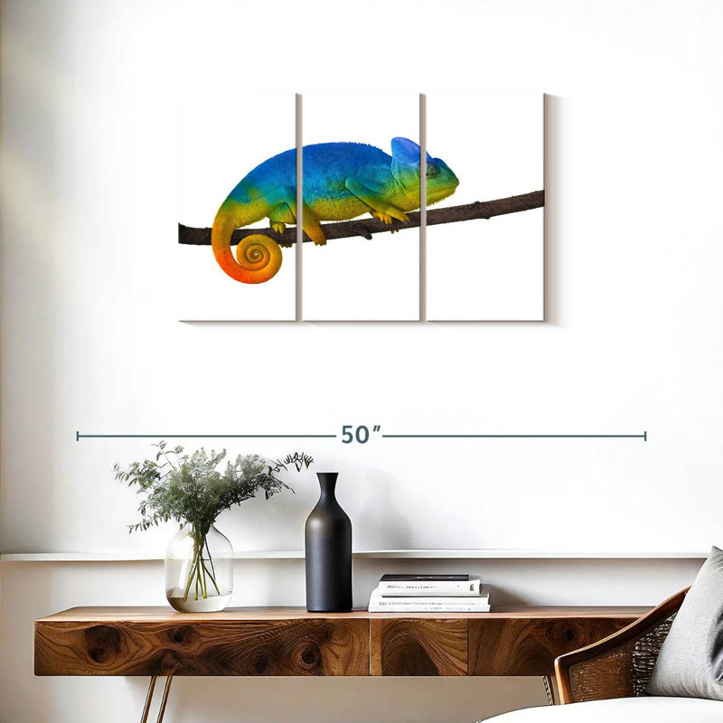 Brampt Vibrant Blue Chameleon, 20" H x 33" W