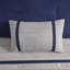 Édredon 7 pièces - très grand bleu. Matériau en faux suède. À l'intérieur. Conception confortable en pièces. Broderie sur des coussins décoratifs. Comprend un édredon, des taies décoratives, des oreillers et une jupe de lit. Laver à la machine et repasser à la vapeur.