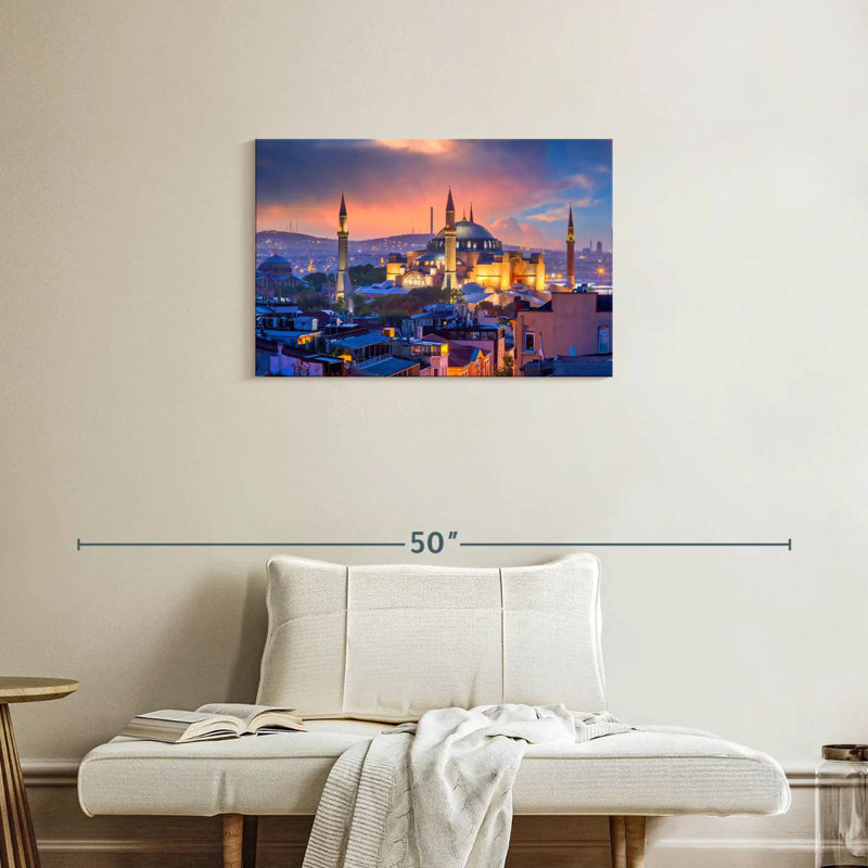 Ravi Hagia Sophia au loin, H 20 po x l 30 po