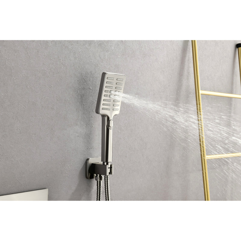 Système de douche en nickel brossé avec 3 jets pour le corps et système d'installation mural et à main pour une douche confortable